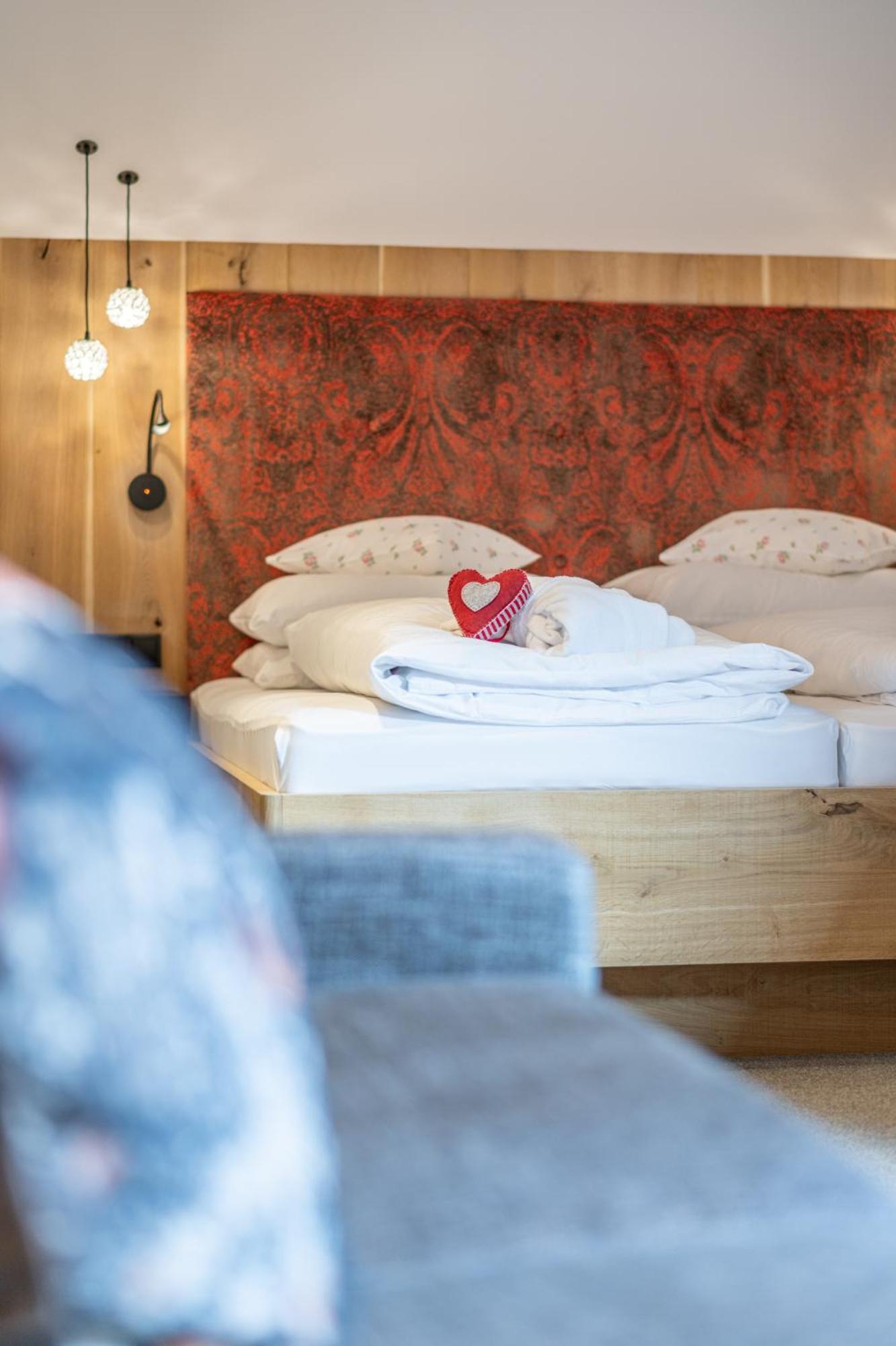 אוברגורגל Hotel Wiesental מראה חיצוני תמונה