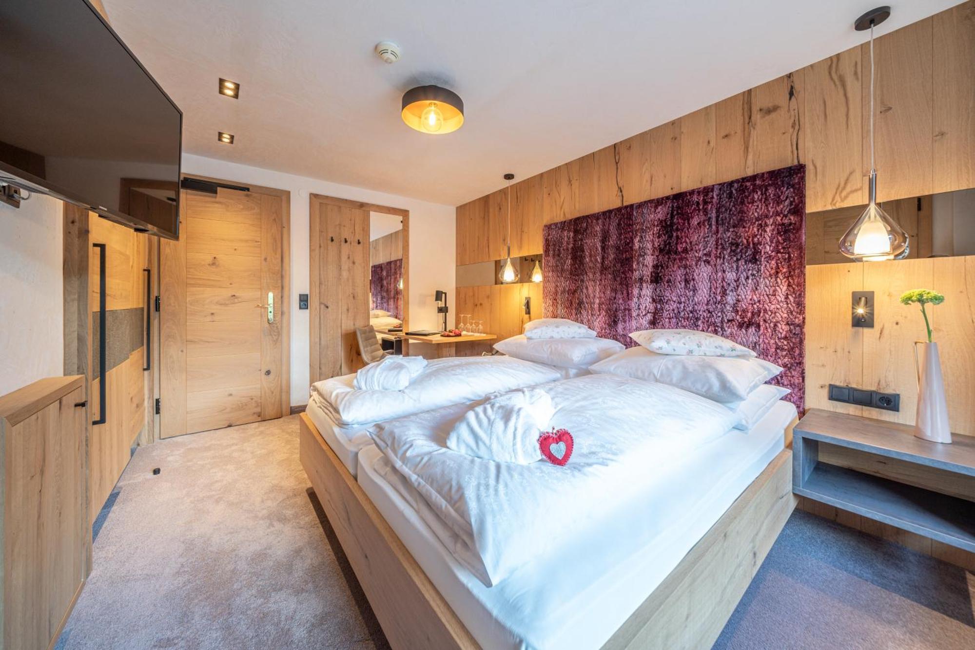 אוברגורגל Hotel Wiesental מראה חיצוני תמונה